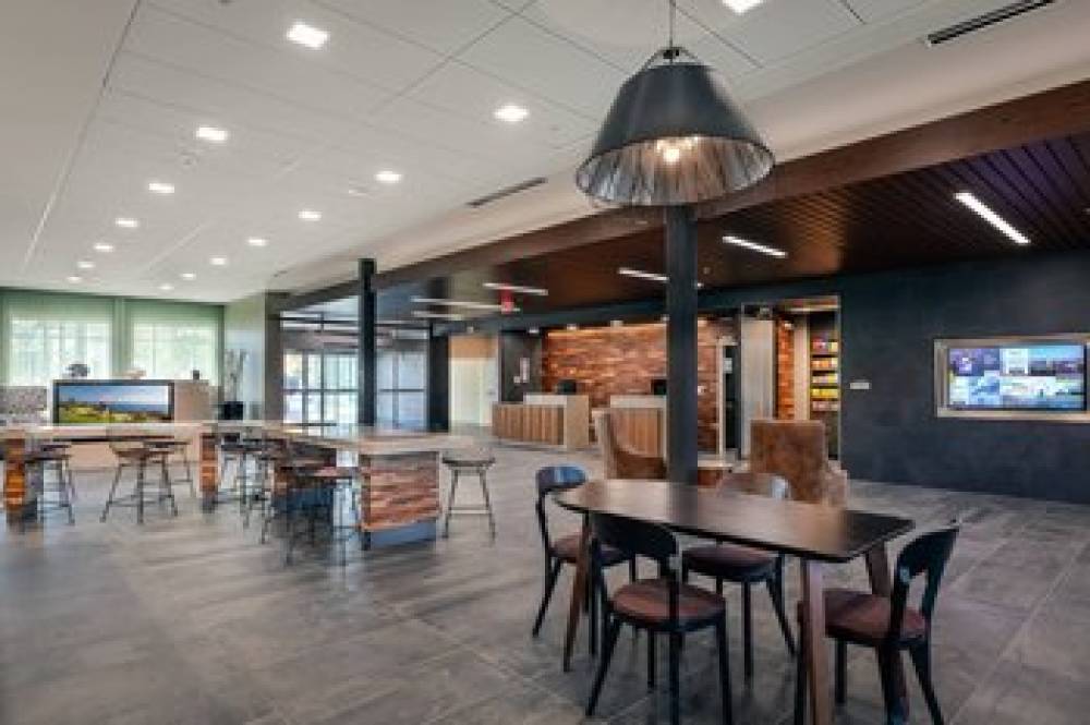 Courtyard By Marriott Savannah Airport 3