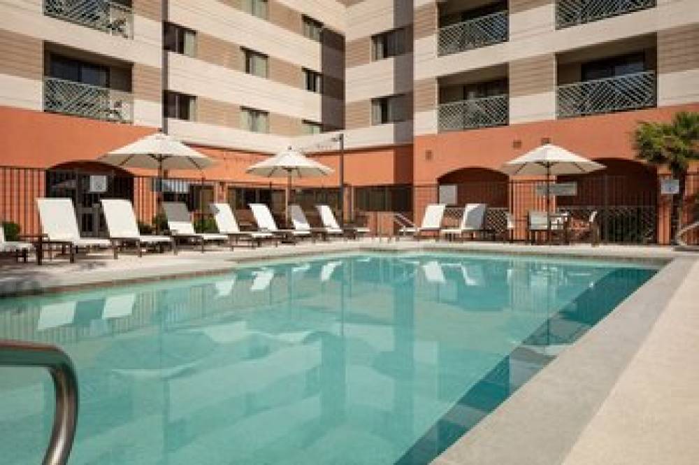 Courtyard By Marriott Scottsdale Old Town 1