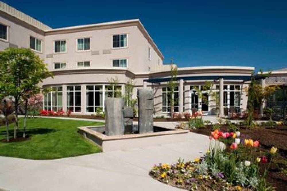 Courtyard By Marriott Seattle Kirkland