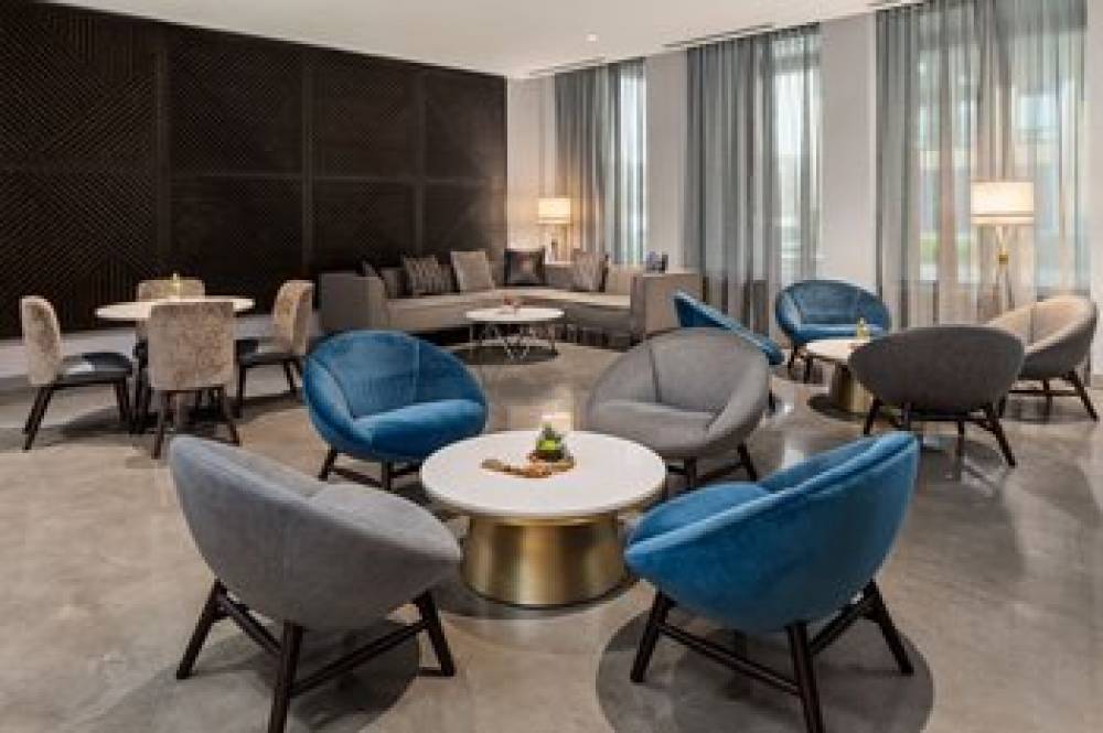 Courtyard By Marriott St Paul Downtown 5