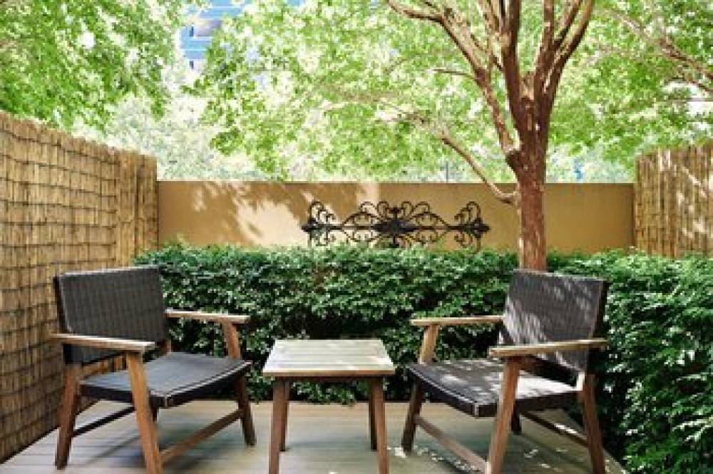 Courtyard By Marriott Sydney-North Ryde 9