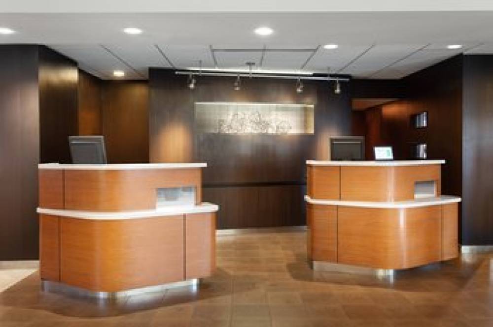Courtyard By Marriott Tampa Westshore Airport 3