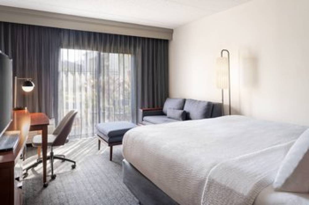 Courtyard By Marriott Tampa Westshore Airport 6