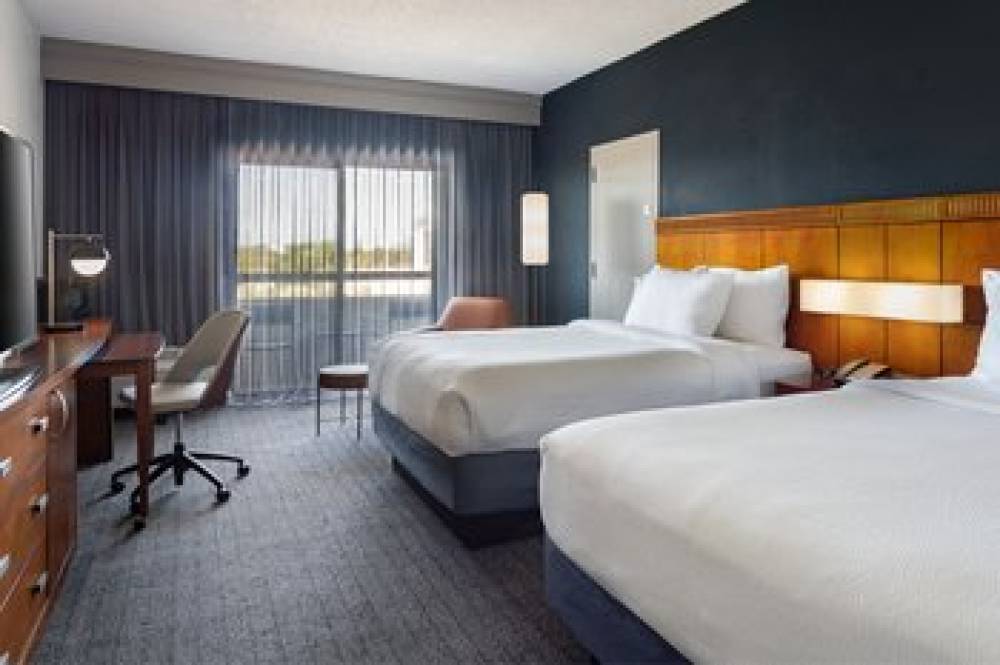 Courtyard By Marriott Tampa Westshore Airport 7