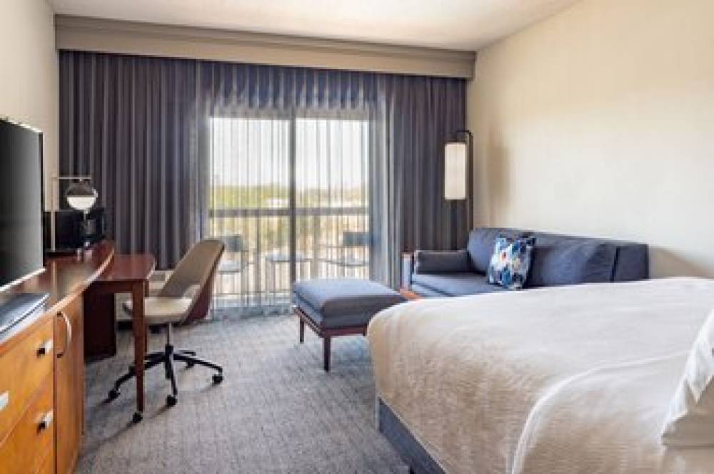Courtyard By Marriott Tampa Westshore Airport 8