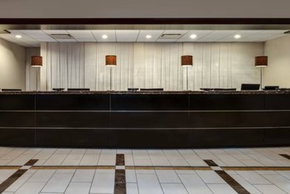 CROWNE PLAZA CHICAGO OHARE BY IHG 4