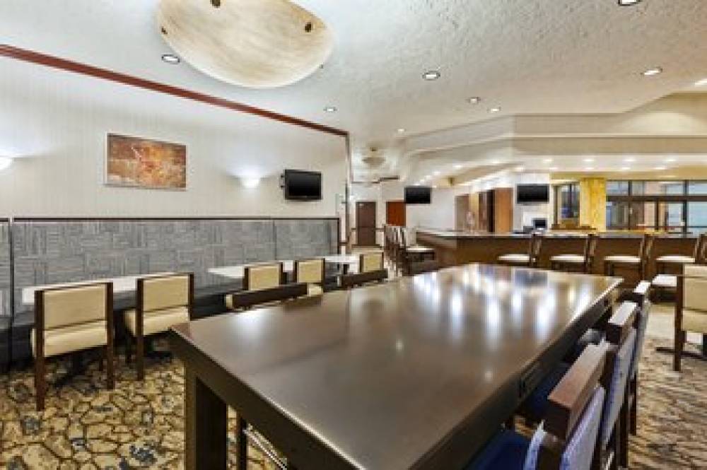 Crowne Plaza COLUMBUS NORTH- WORTHINGTON 9