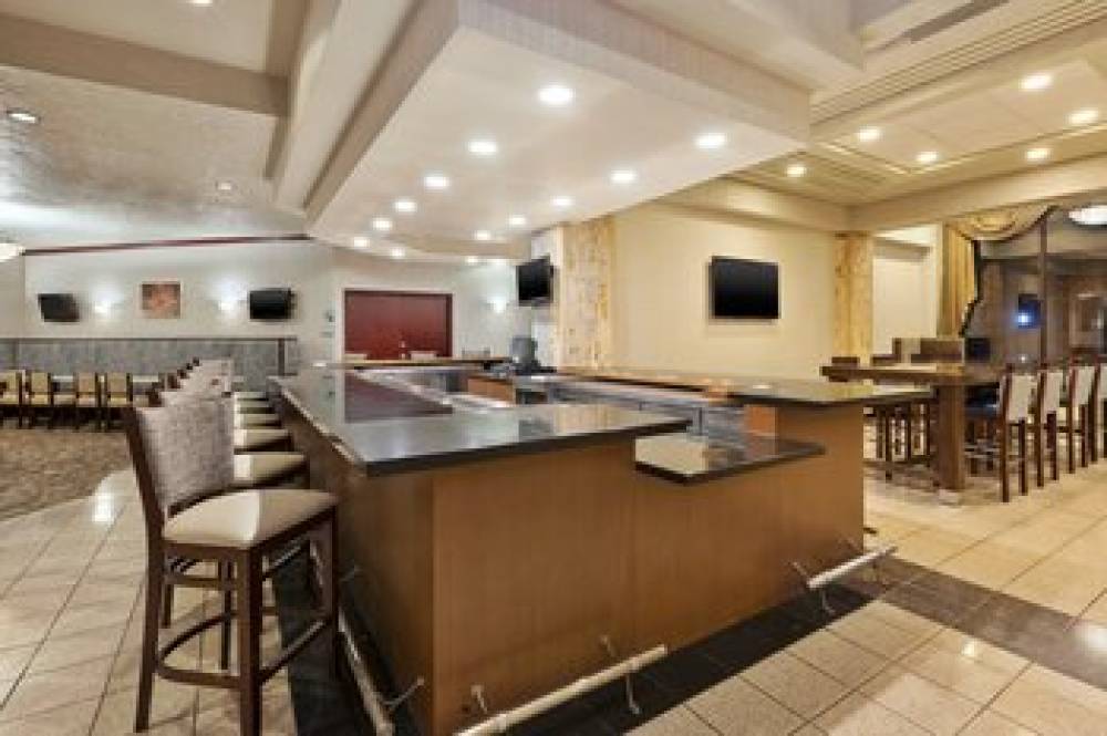 Crowne Plaza COLUMBUS NORTH- WORTHINGTON 6