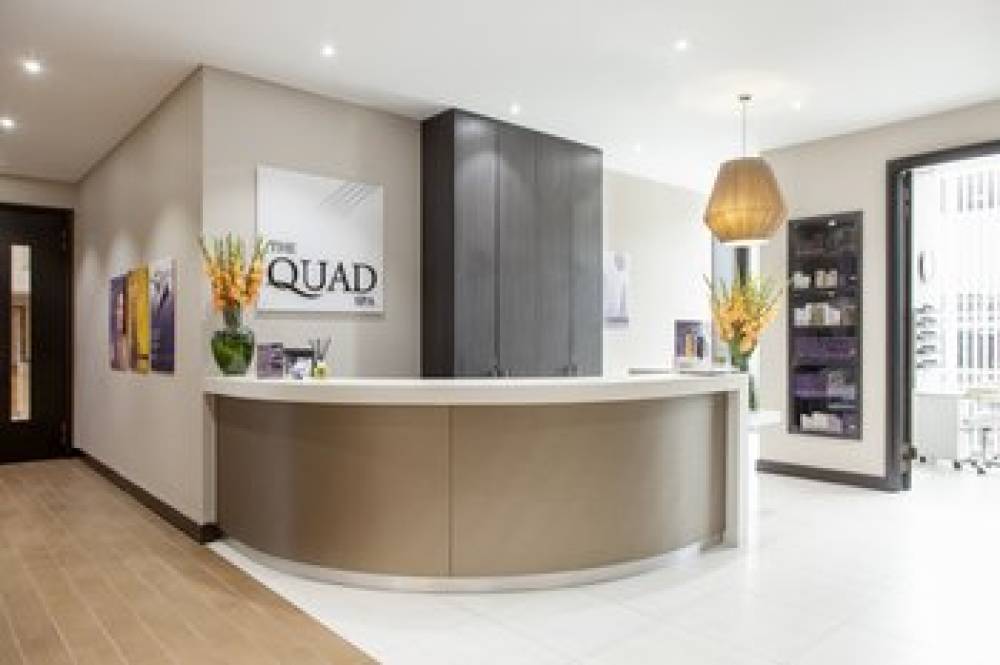 CROWNE PLAZA DOCKLANDS 5