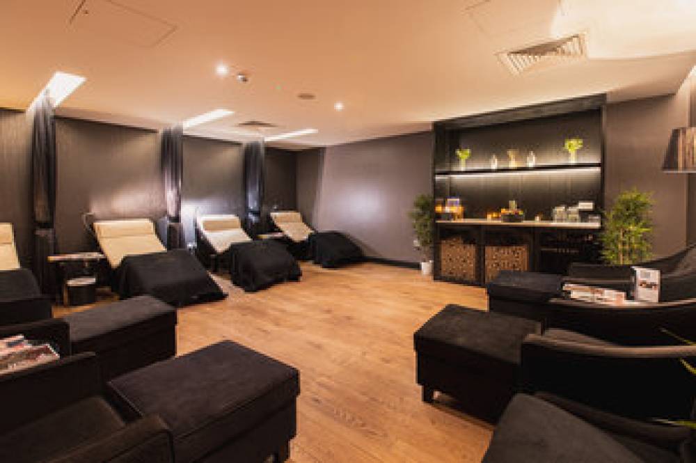 CROWNE PLAZA GERRARDS CROSS 5