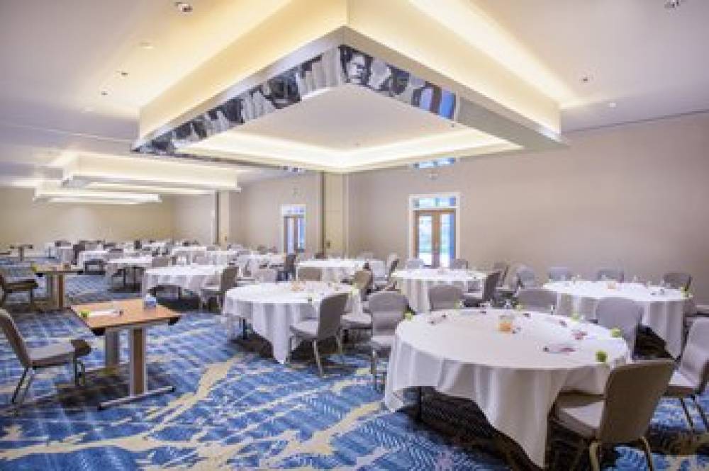 CROWNE PLAZA GERRARDS CROSS 4
