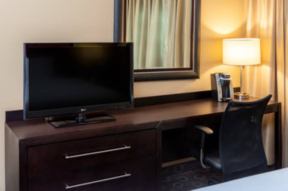 Crowne Plaza HOUSTON GALLERIA AREA 8