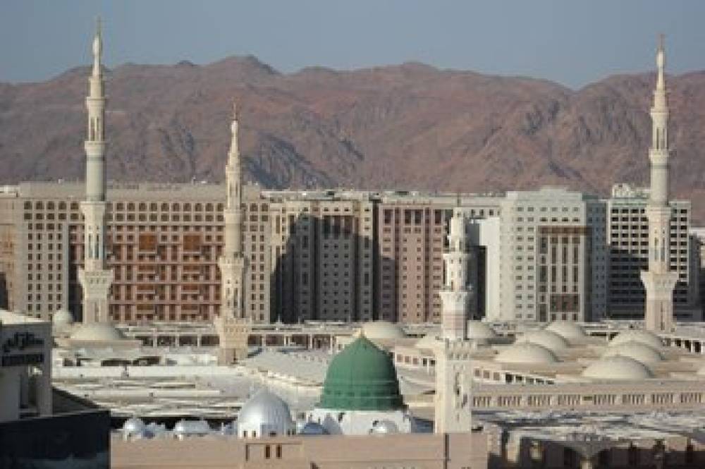 Crowne Plaza MADINAH 9