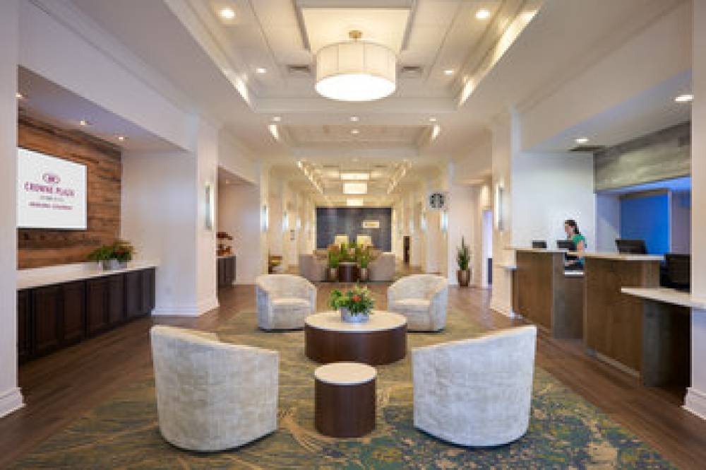 Crowne Plaza Melbourne Oceanfront