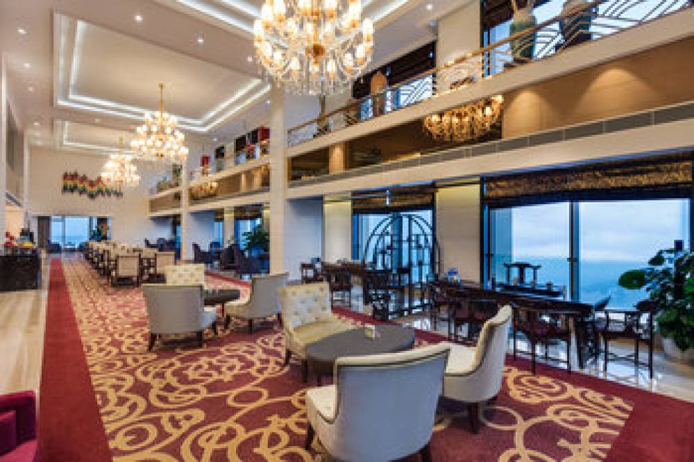 Crowne Plaza NANCHANG RIVERSIDE 3