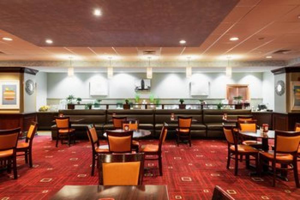CROWNE PLAZA NEWARK INTL ARPT BY IH 10