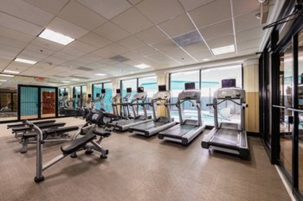 CROWNE PLAZA NEWARK INTL ARPT BY IH 2