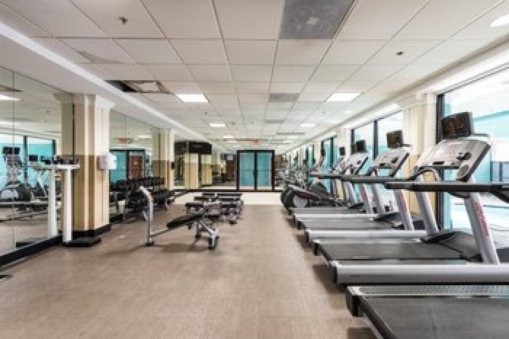 CROWNE PLAZA NEWARK INTL ARPT BY IH 7