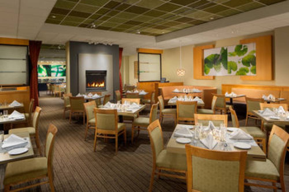 CROWNE PLAZA ARPT BURLINGAME 6