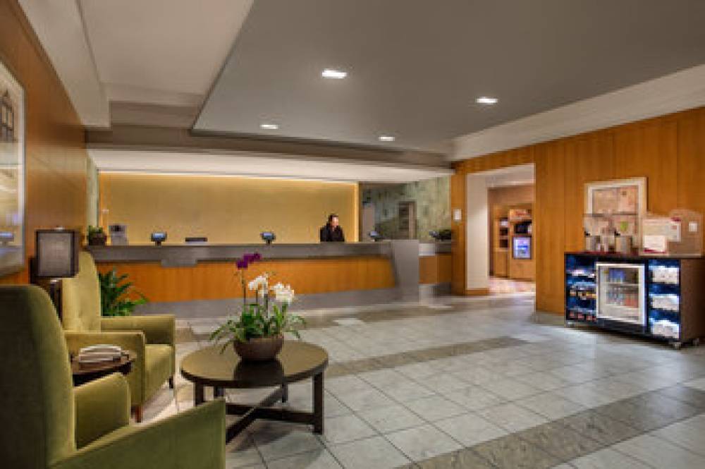 CROWNE PLAZA ARPT BURLINGAME 4