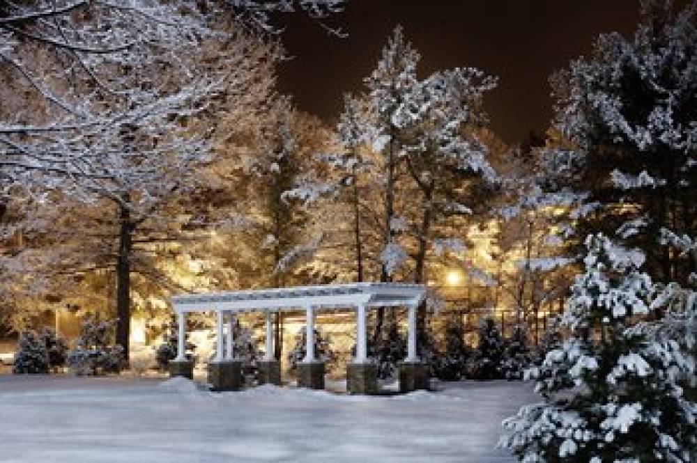 Crowne Plaza SUFFERN-MAHWAH 9