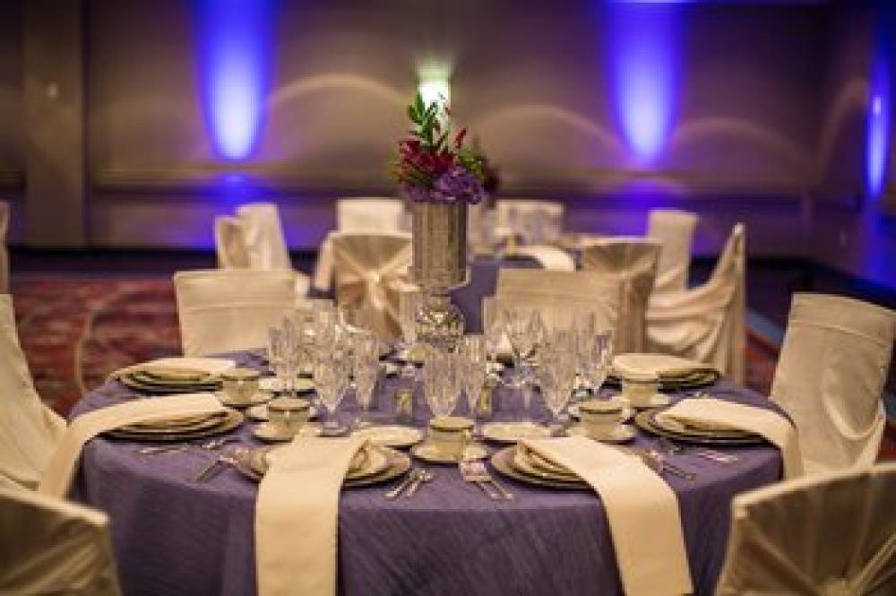 CROWNE PLAZA MSP AIRPORT MALL BY IH 6