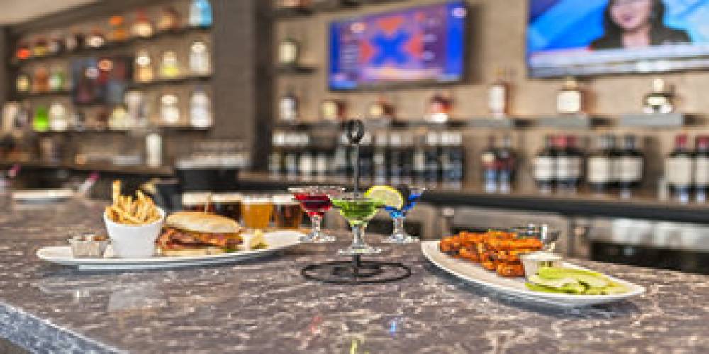 CROWNE PLAZA MSP AIRPORT MALL BY IH 8