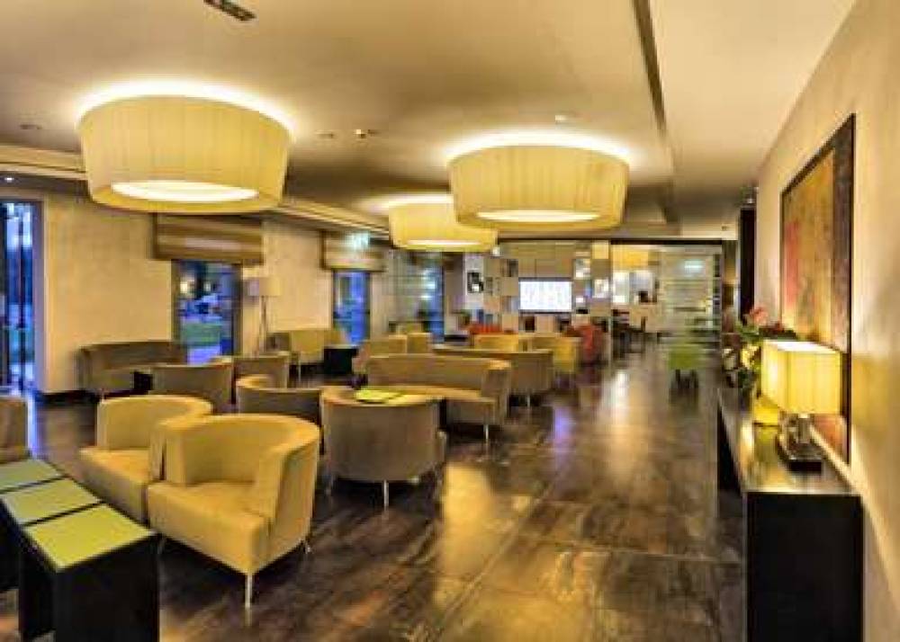 CRUISE HOTEL 3