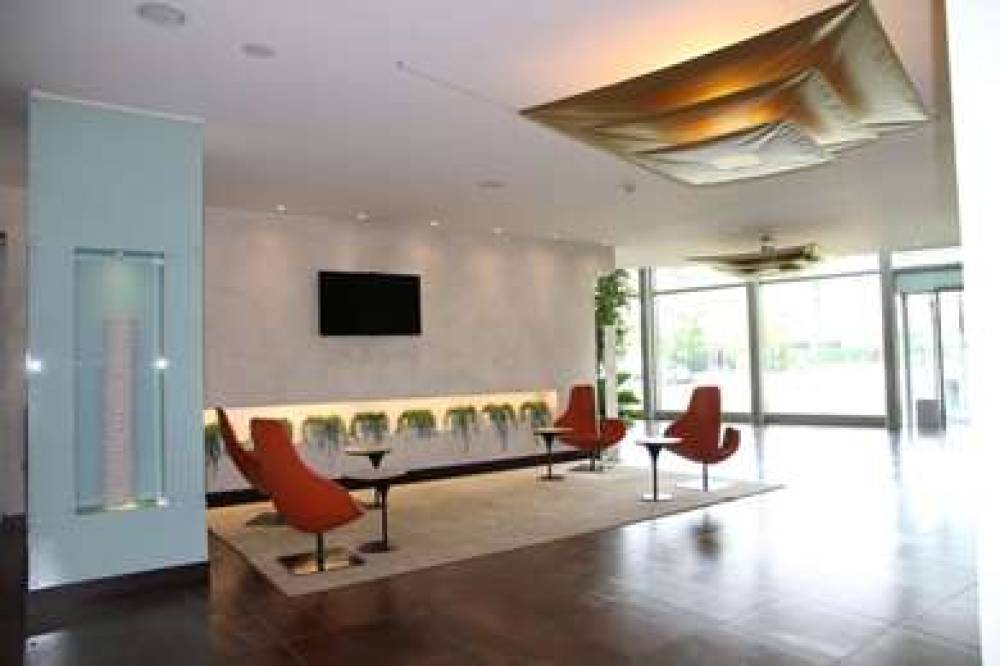 CRUISE HOTEL 8