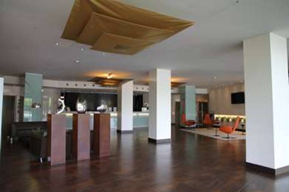 CRUISE HOTEL 6