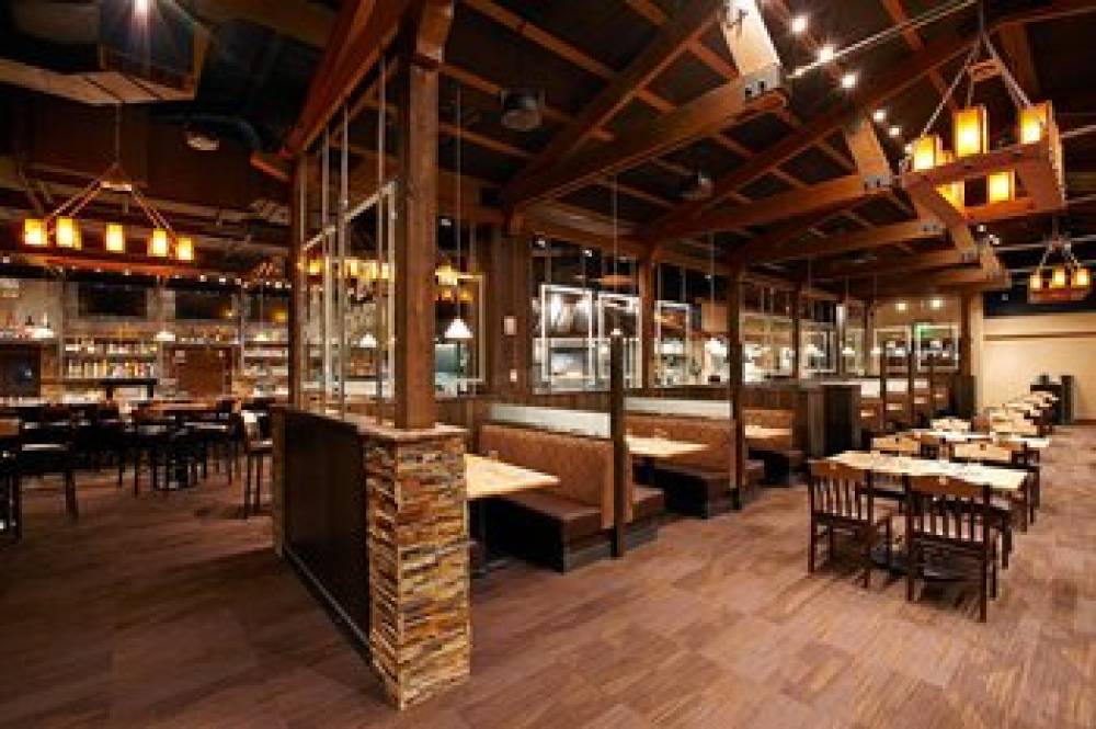CRYSTAL PEAK LODGE 8