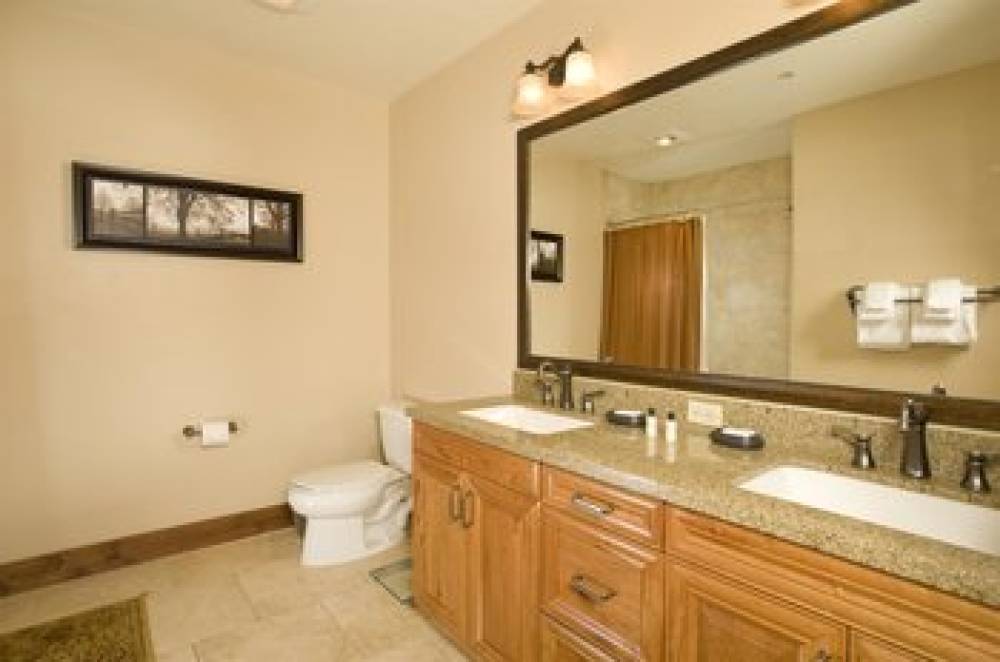 CRYSTAL PEAK LODGE 6