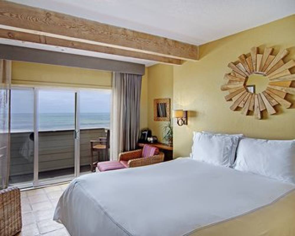 CYPRESS INN 8