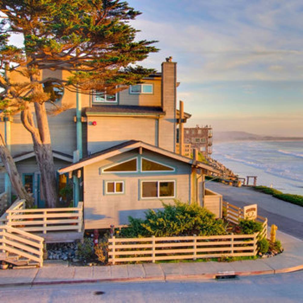 CYPRESS INN 2