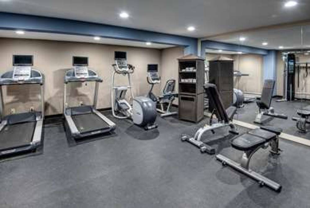 DAYS HOTEL BY WYNDHAM TOMS RIVER JE 6