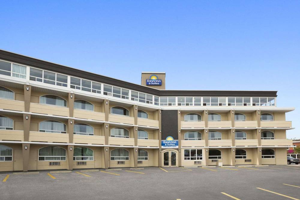 Days Inn And Suites North Bay