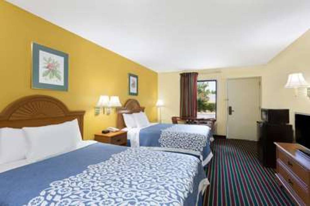 Days Inn Biscoe 3