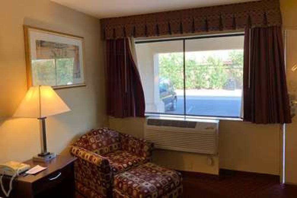 DAYS INN BLYTHE 2