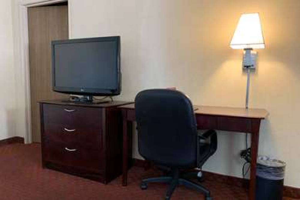 DAYS INN BLYTHE 10