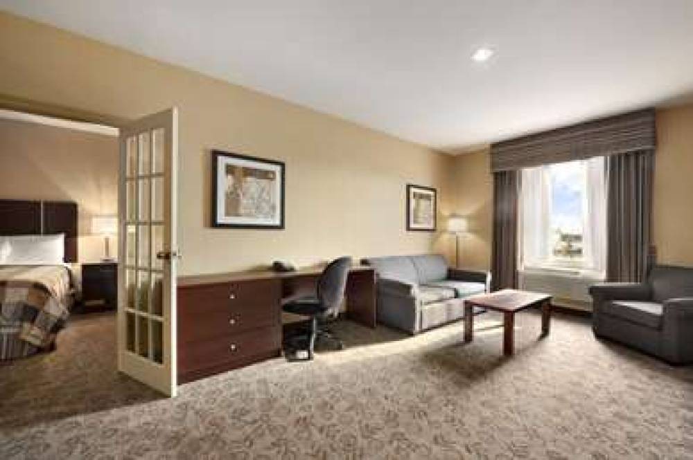 Days Inn Brampton 8