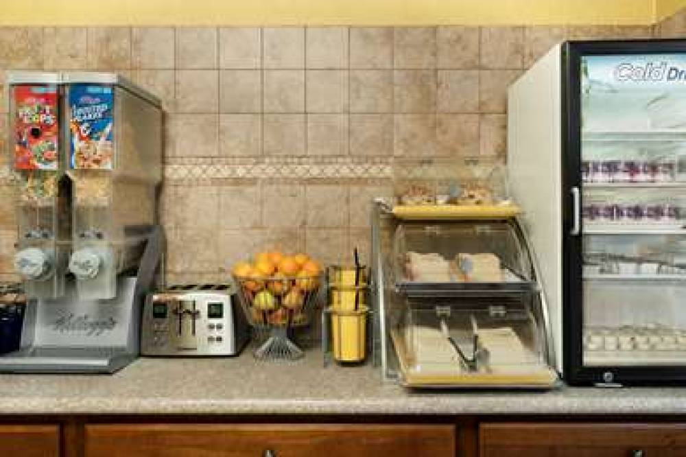 Days Inn Brooklyn 4
