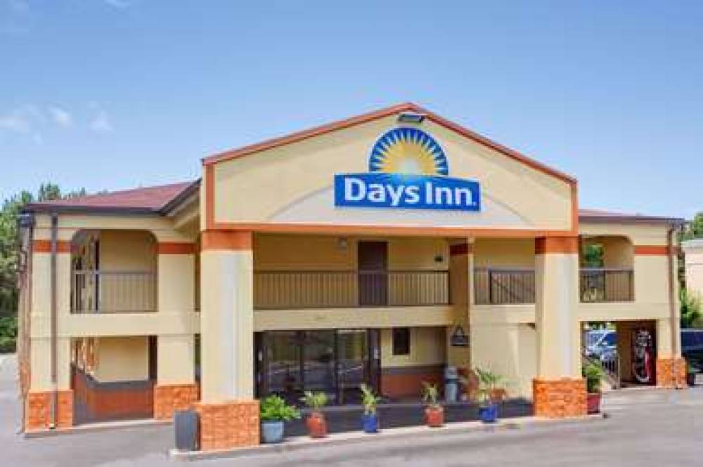Days Inn By Wyndham Acworth