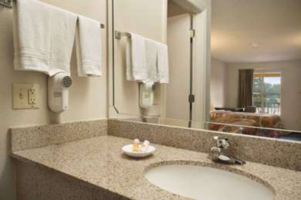 Days Inn By Wyndham Alma 7