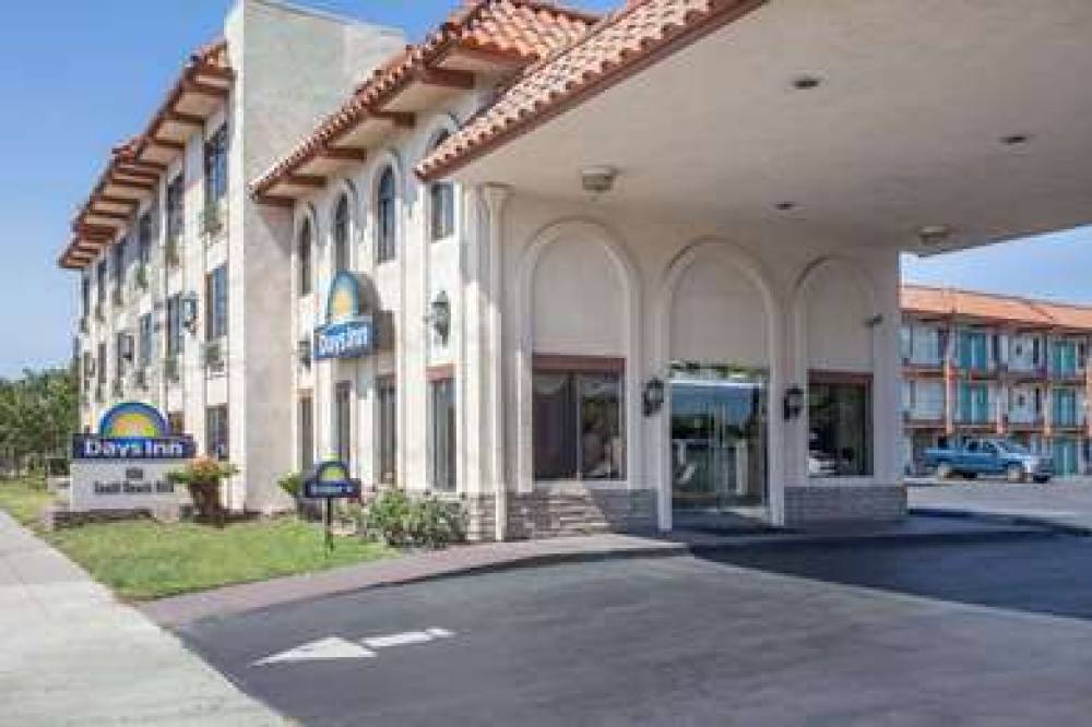 DAYS INN BY WYNDHAM ANAHEIM NE 1