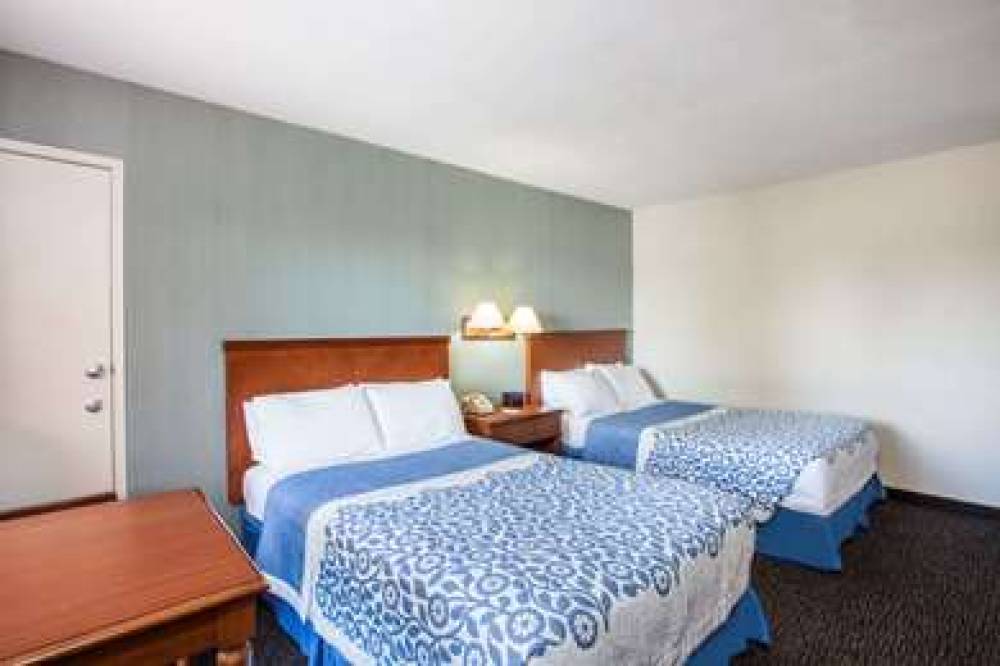 DAYS INN BY WYNDHAM ANAHEIM NE 7