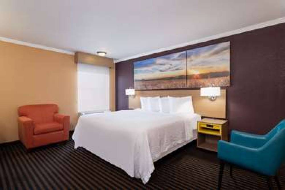 Days Inn By Wyndham Anderson IN 8