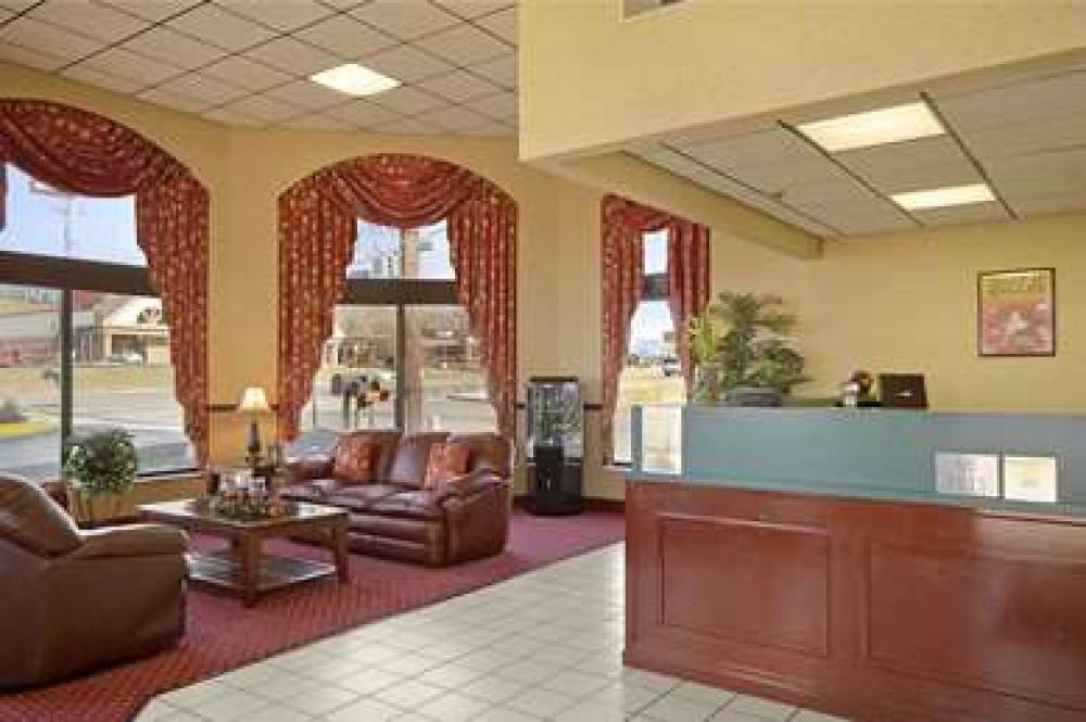 DAYS INN BY WYNDHAM APPLE VALLEY PI 6