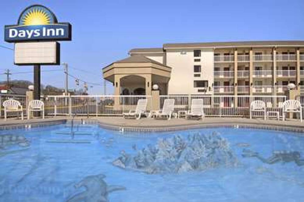 DAYS INN BY WYNDHAM APPLE VALLEY PI 5