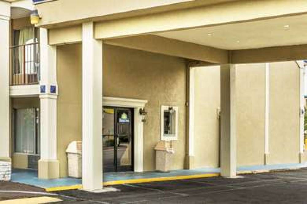 Days Inn By Wyndham Ashland 2