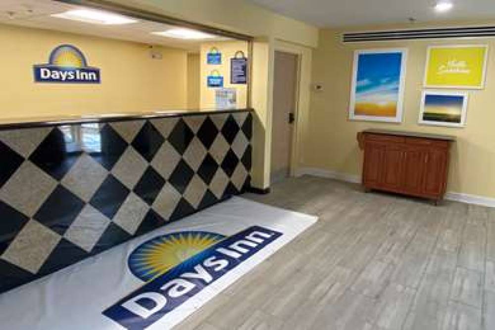 DAYS INN BY WYNDHAM ATLANTA/SOUTHLA 2